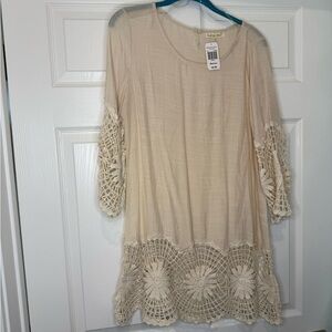 Indigo  Soul brand new  W/tags long lace sleeves‎ tunic Sz M excellent